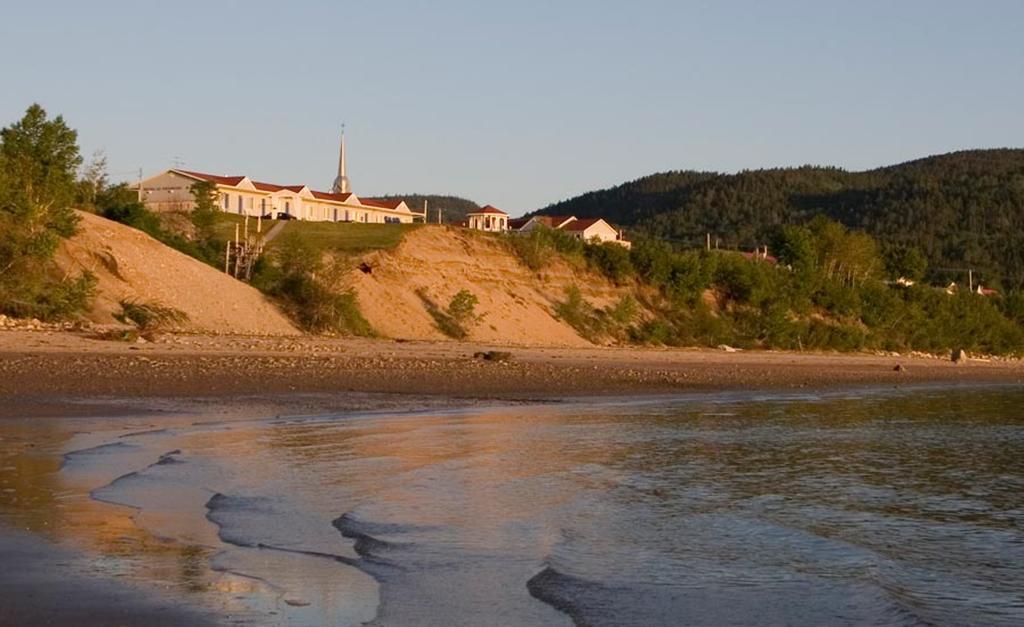 Motel Le Vacancier Baie-Sainte-Catherine Zewnętrze zdjęcie