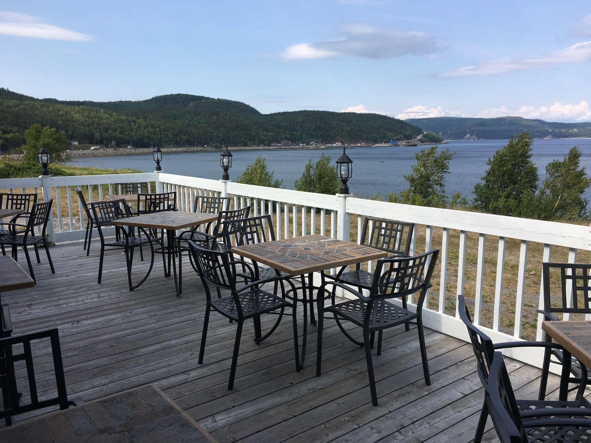 Motel Le Vacancier Baie-Sainte-Catherine Zewnętrze zdjęcie